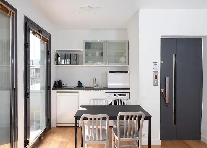 Psirri 1Br Loft With Acropolis View